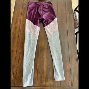 Outdoor Voices 7/8 Two Tone Warm Up Leggings
